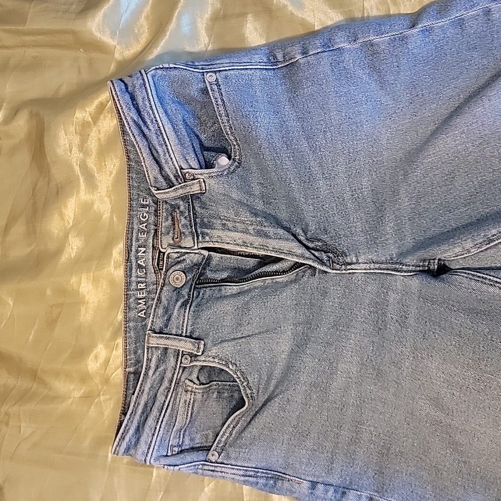 American Eagle Mom Jeans Sz 6